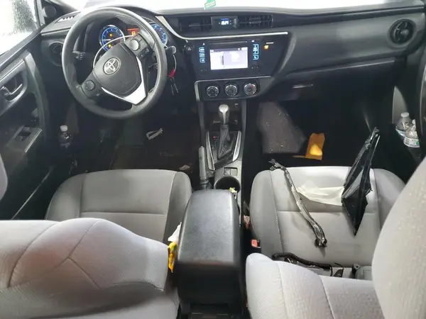 5YFBURHE5HP715343 2017 TOYOTA COROLLA - Image 8
