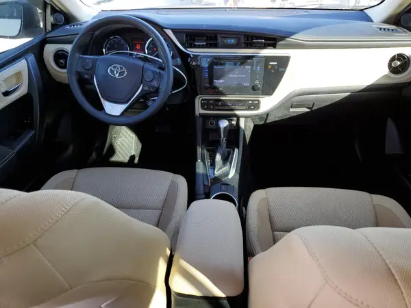 5YFBURHE5HP717626 2017 TOYOTA COROLLA - Image 8