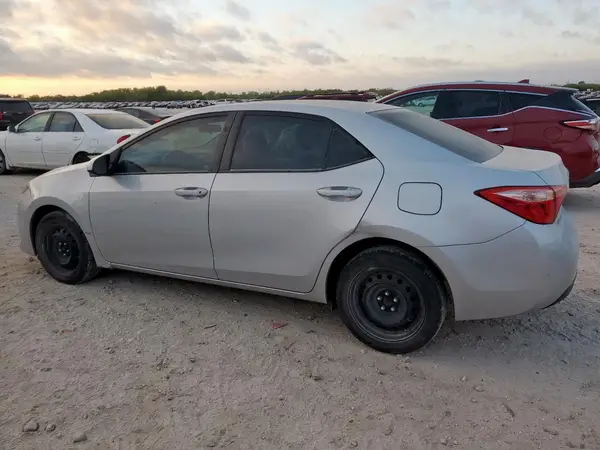 5YFBURHE5HP717755 2017 TOYOTA COROLLA - Image 2