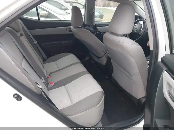 5YFBURHE5HP718016 2017 TOYOTA COROLLA - Image 8