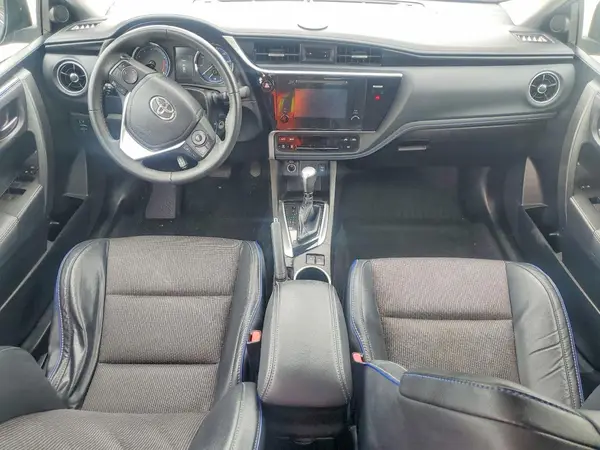 5YFBURHE5HP720817 2017 TOYOTA COROLLA - Image 8