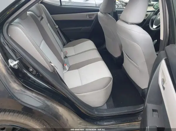 5YFBURHE5HP724401 2017 TOYOTA COROLLA - Image 8