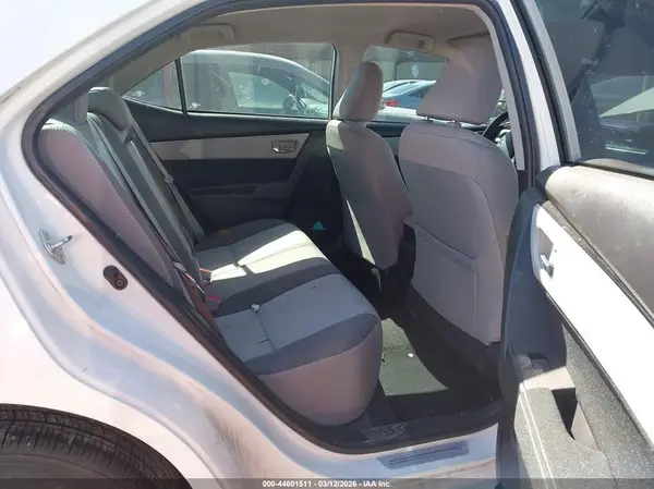 5YFBURHE5HP727234 2017 TOYOTA COROLLA - Image 8