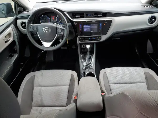 5YFBURHE5HP732384 2017 TOYOTA COROLLA - Image 8