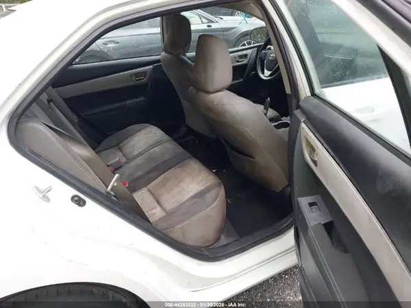 5YFBURHE5HP734037 2017 TOYOTA COROLLA - Image 8