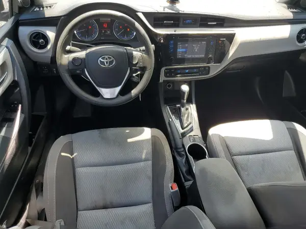5YFBURHE5HP736659 2017 TOYOTA COROLLA - Image 8