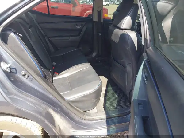 5YFBURHE5HP737276 2017 TOYOTA COROLLA - Image 8