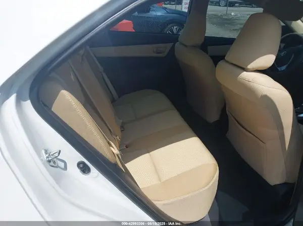 5YFBURHE5JP738790 2018 TOYOTA COROLLA - Image 8
