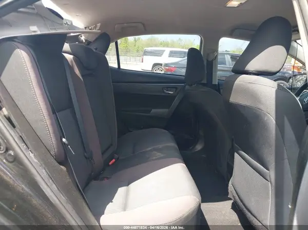 5YFBURHE5JP738837 2018 TOYOTA COROLLA - Image 8