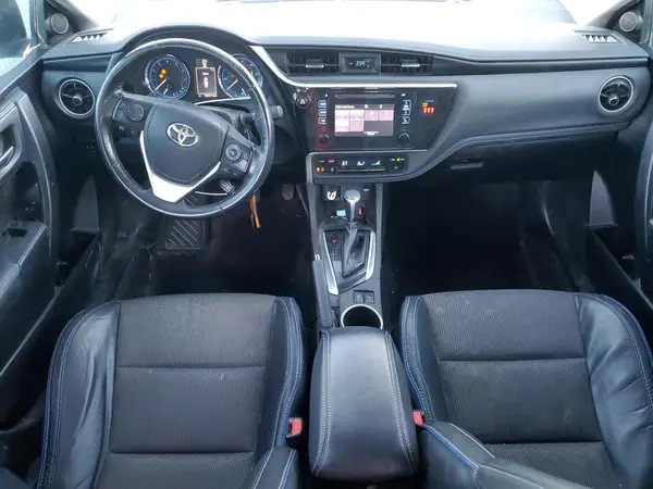 5YFBURHE5JP739759 2018 TOYOTA COROLLA - Image 8