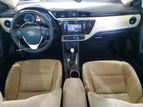 5YFBURHE5JP742872 2018 TOYOTA COROLLA - Image 8