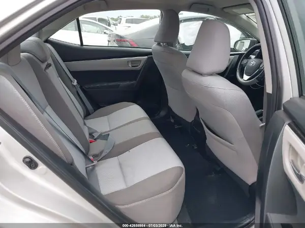 5YFBURHE5JP744251 2018 TOYOTA COROLLA - Image 8