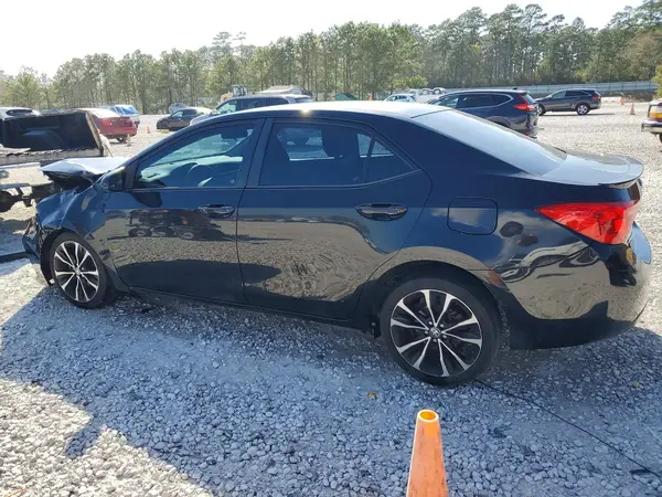 5YFBURHE5JP745173 2018 TOYOTA COROLLA - Image 2