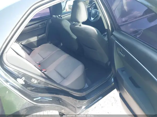 5YFBURHE5JP748526 2018 TOYOTA COROLLA - Image 8