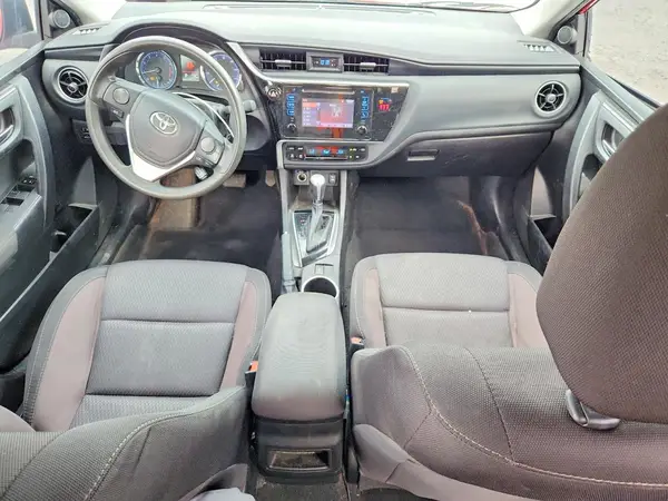5YFBURHE5JP758098 2018 TOYOTA COROLLA - Image 8