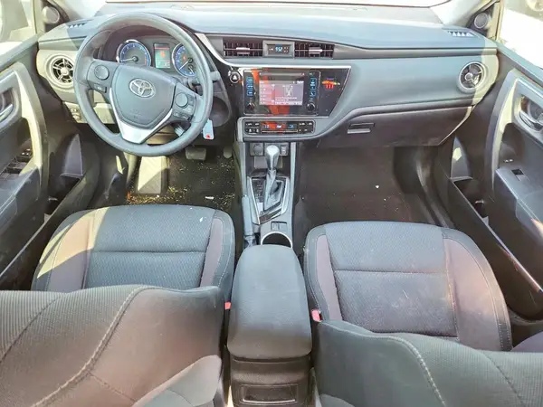 5YFBURHE5JP762166 2018 TOYOTA COROLLA - Image 8