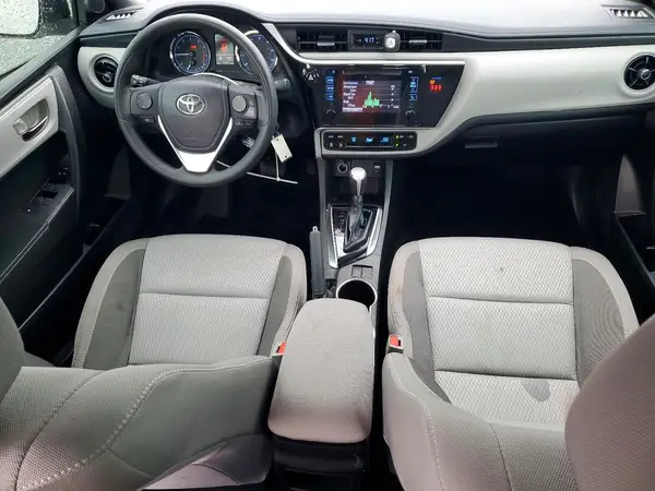 5YFBURHE5JP762331 2018 TOYOTA COROLLA - Image 8