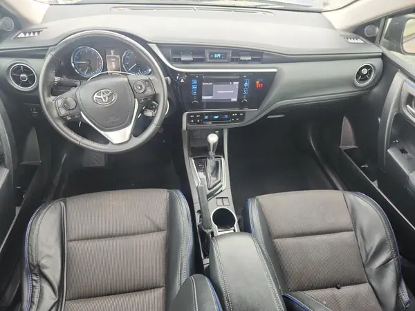 5YFBURHE5JP762930 2018 TOYOTA COROLLA - Image 8