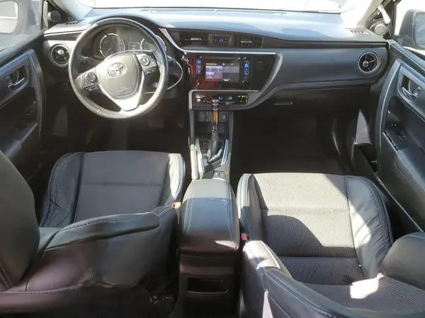 5YFBURHE5JP763530 2018 TOYOTA COROLLA - Image 8