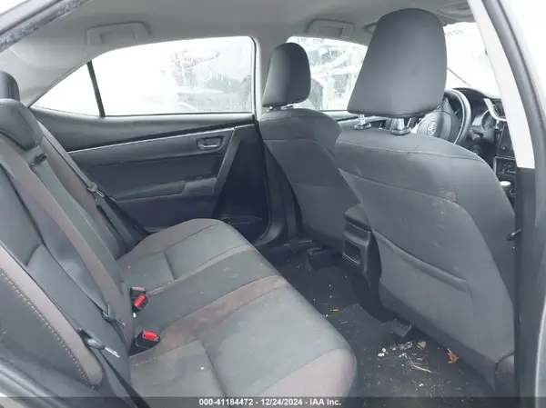5YFBURHE5JP766461 2018 TOYOTA COROLLA - Image 8