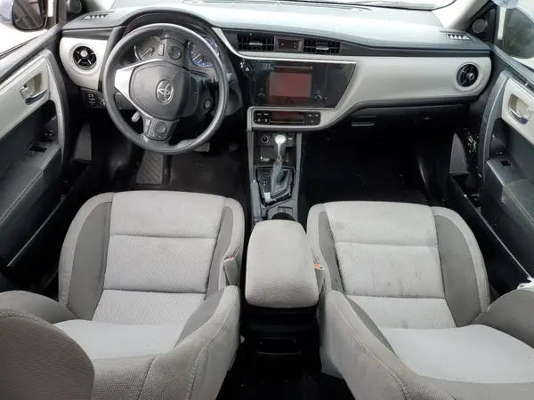 5YFBURHE5JP774060 2018 TOYOTA COROLLA - Image 8