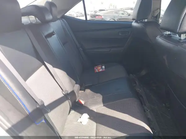 5YFBURHE5JP775516 2018 TOYOTA COROLLA - Image 8
