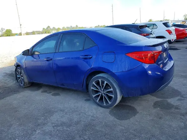 5YFBURHE5JP776231 2018 TOYOTA COROLLA - Image 2