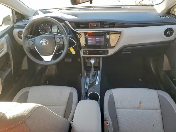 5YFBURHE5JP779212 2018 TOYOTA COROLLA - Image 8