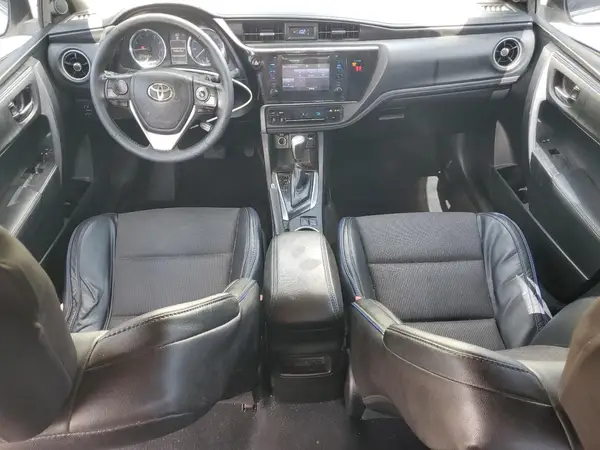 5YFBURHE5JP779923 2018 TOYOTA COROLLA - Image 8