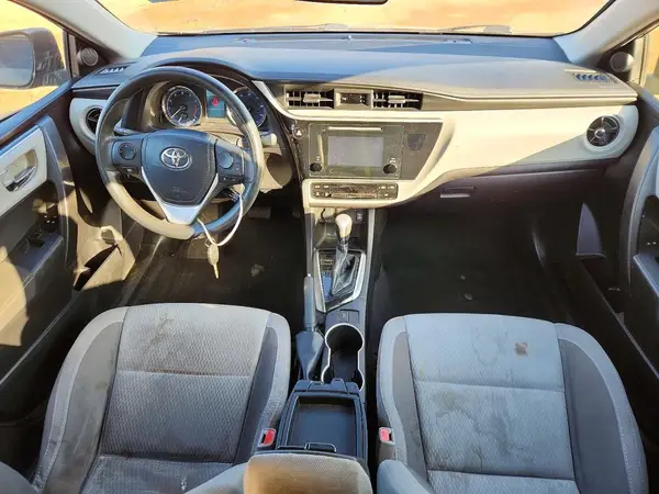 5YFBURHE5JP785642 2018 TOYOTA COROLLA - Image 8