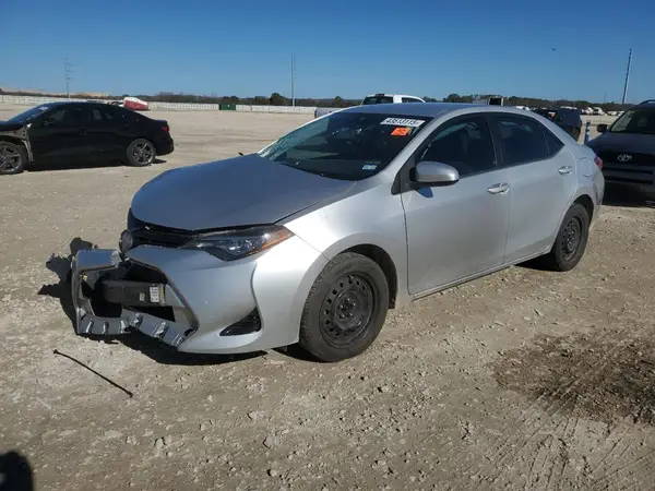 5YFBURHE5JP786256 2018 TOYOTA COROLLA - Image 1