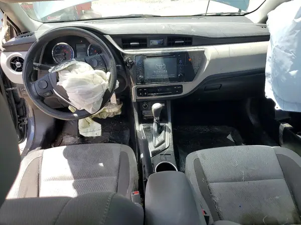 5YFBURHE5JP789948 2018 TOYOTA COROLLA - Image 8
