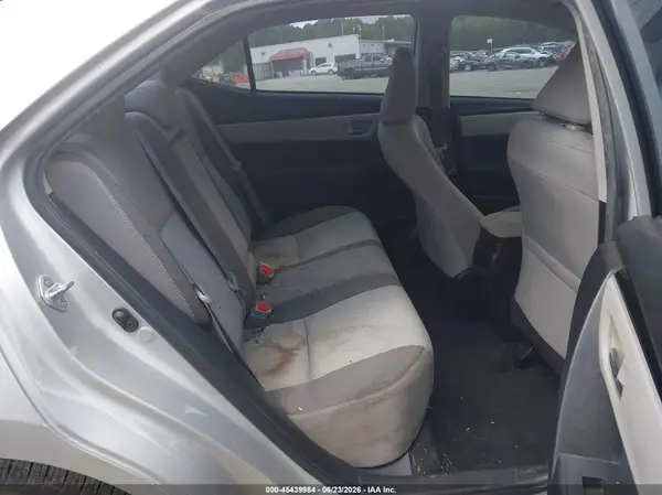 5YFBURHE5JP791053 2018 TOYOTA COROLLA - Image 8