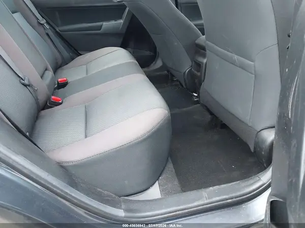 5YFBURHE5JP791103 2018 TOYOTA COROLLA - Image 8