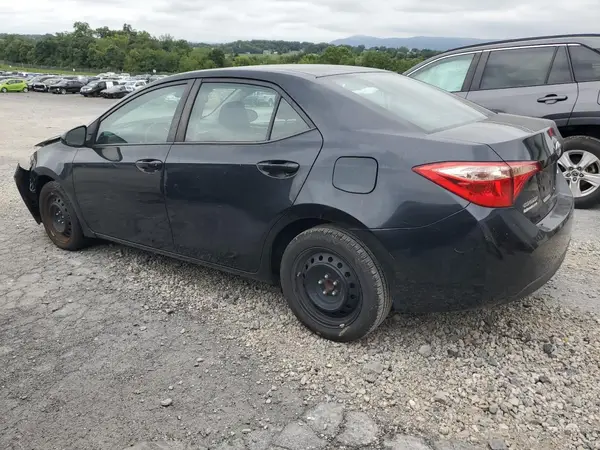 5YFBURHE5JP791215 2018 TOYOTA COROLLA - Image 2
