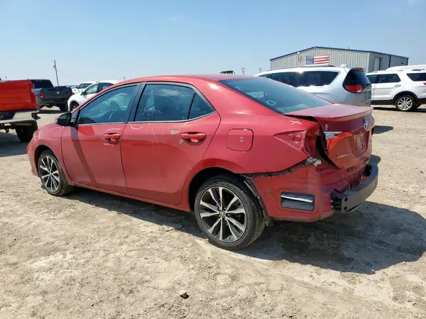 5YFBURHE5JP793742 2018 TOYOTA COROLLA - Image 2