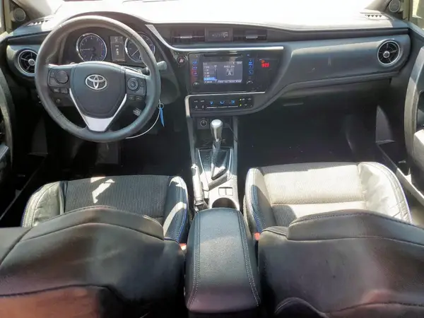 5YFBURHE5JP793742 2018 TOYOTA COROLLA - Image 8