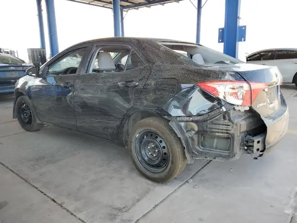 5YFBURHE5JP794180 2018 TOYOTA COROLLA - Image 2