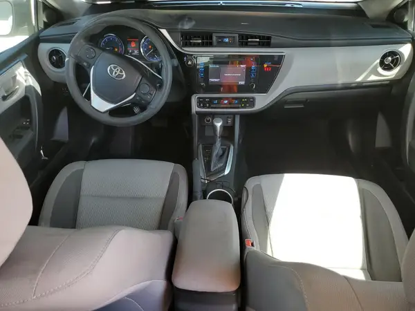 5YFBURHE5JP796379 2018 TOYOTA COROLLA - Image 8