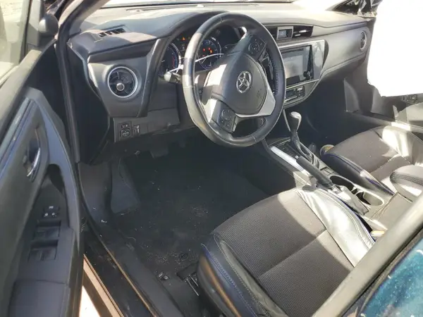 5YFBURHE5JP796818 2018 TOYOTA COROLLA - Image 8