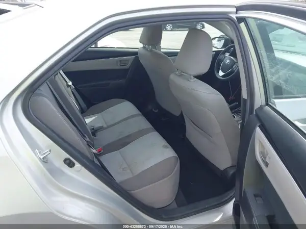 5YFBURHE5JP799170 2018 TOYOTA COROLLA - Image 8