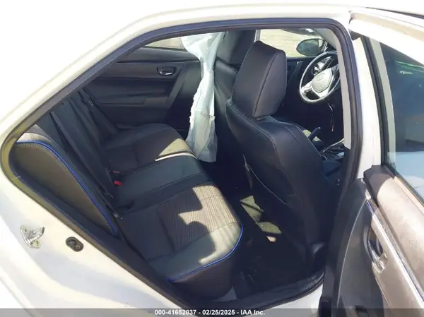 5YFBURHE5JP800172 2018 TOYOTA COROLLA - Image 8