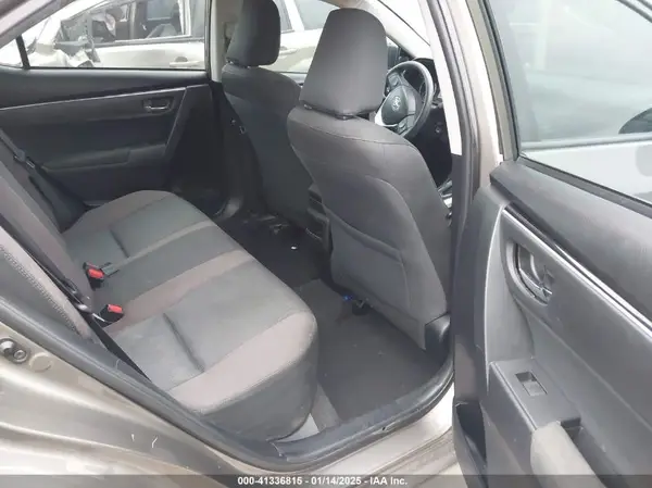 5YFBURHE5JP802844 2018 TOYOTA COROLLA - Image 8