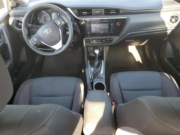 5YFBURHE5JP804044 2018 TOYOTA COROLLA - Image 8