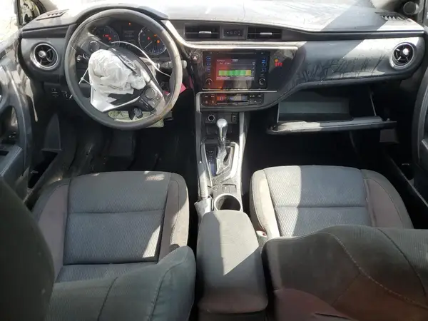 5YFBURHE5JP804397 2018 TOYOTA COROLLA - Image 8