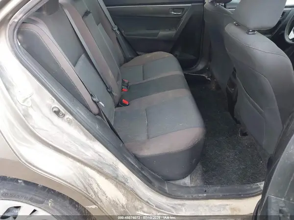 5YFBURHE5JP806134 2018 TOYOTA COROLLA - Image 8