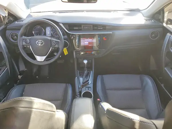 5YFBURHE5JP807607 2018 TOYOTA COROLLA - Image 8