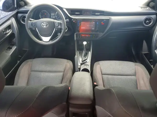 5YFBURHE5JP808224 2018 TOYOTA COROLLA - Image 8
