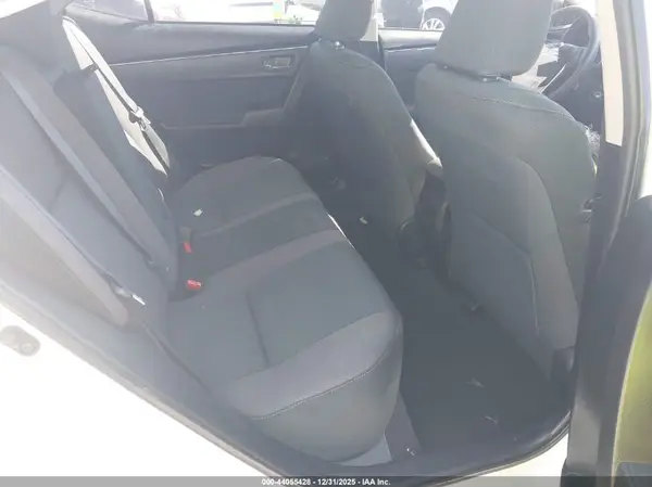 5YFBURHE5JP810149 2018 TOYOTA COROLLA - Image 8