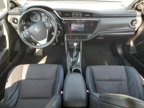 5YFBURHE5JP810703 2018 TOYOTA COROLLA - Image 8